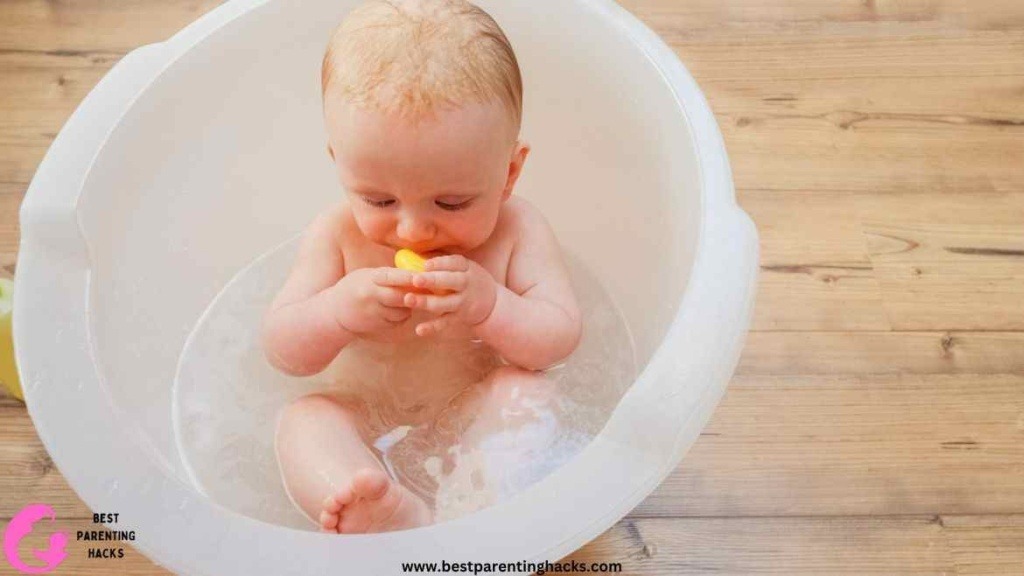 newborn breastfed baby poop smells like rotten eggs